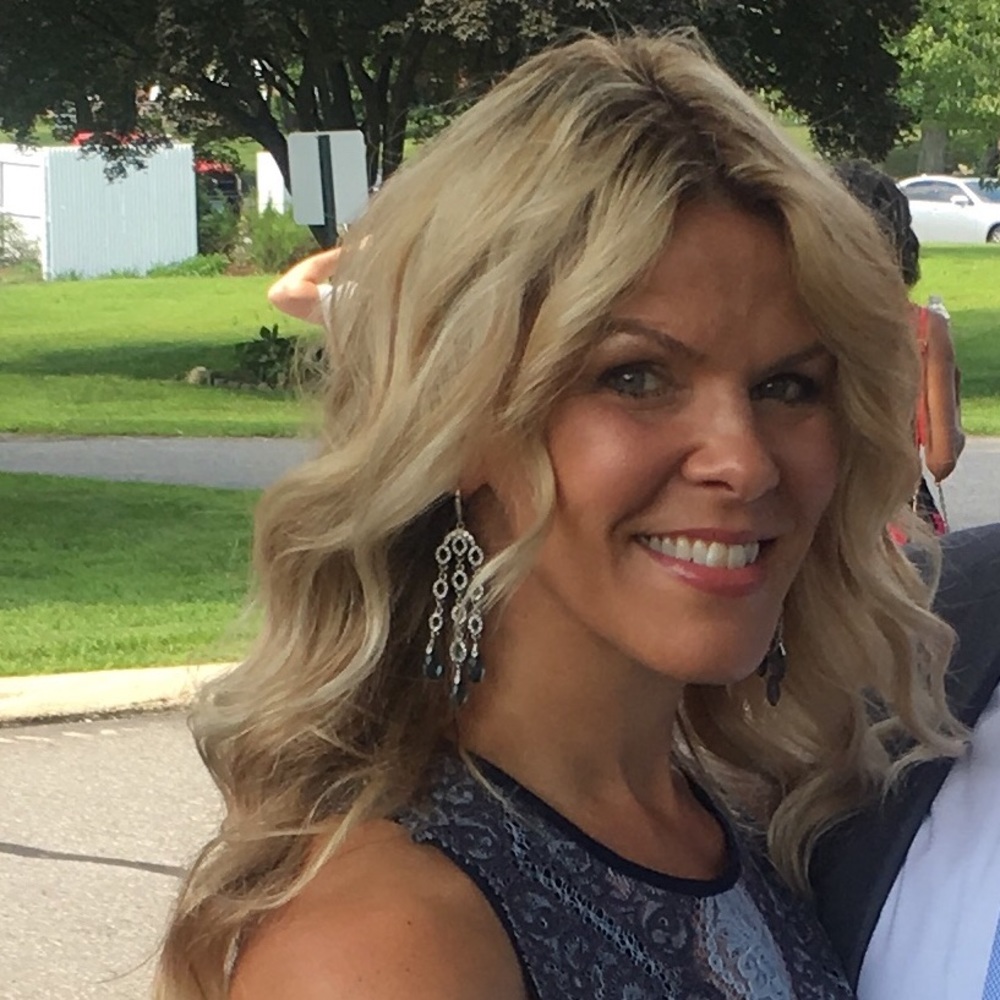 Meet your Posher, Jennifer